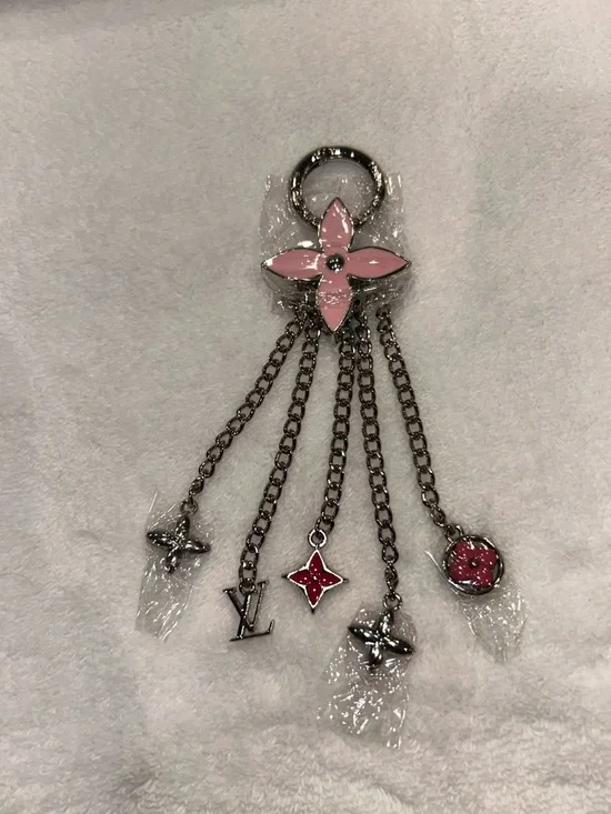 BAG CHARM - Picture 1 of 7